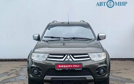 Mitsubishi Pajero Sport II рестайлинг, 2013 год, 1 879 000 рублей, 2 фотография