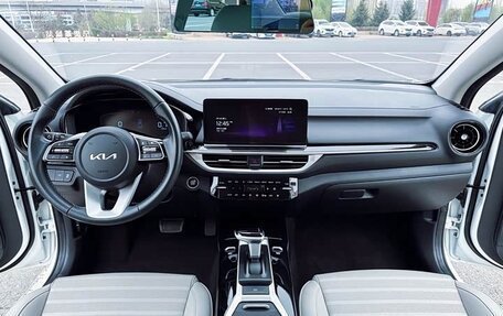 KIA K3, 2023 год, 1 340 000 рублей, 10 фотография