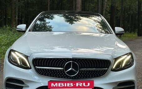 Mercedes-Benz E-Класс, 2016 год, 2 990 000 рублей, 2 фотография