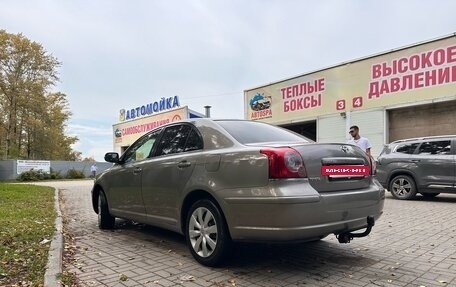 Toyota Avensis III рестайлинг, 2006 год, 500 000 рублей, 4 фотография