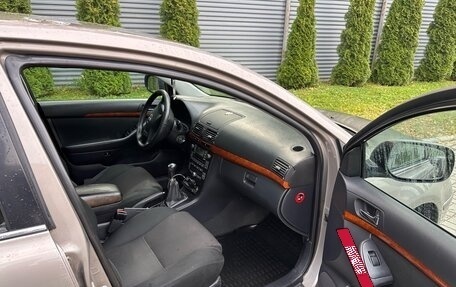Toyota Avensis III рестайлинг, 2006 год, 500 000 рублей, 7 фотография