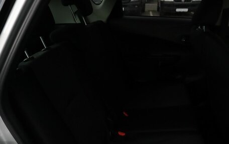 Subaru Trezia, 2013 год, 899 000 рублей, 14 фотография