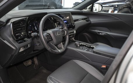 Lexus RX IV рестайлинг, 2025 год, 7 190 000 рублей, 10 фотография