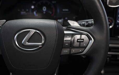 Lexus RX IV рестайлинг, 2025 год, 7 190 000 рублей, 34 фотография