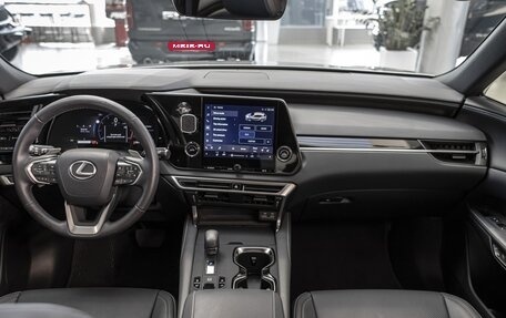 Lexus RX IV рестайлинг, 2025 год, 7 190 000 рублей, 26 фотография
