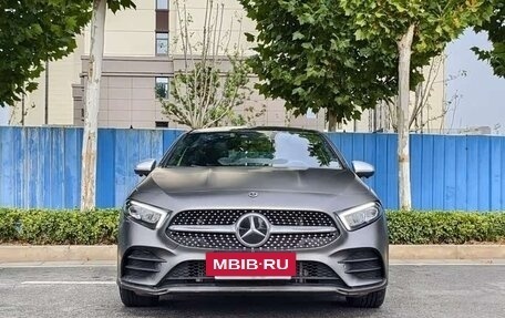 Mercedes-Benz A-Класс, 2022 год, 2 040 000 рублей, 2 фотография