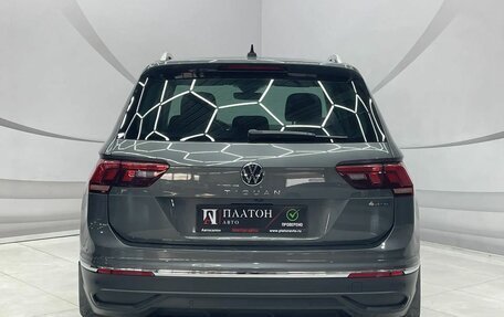 Volkswagen Tiguan II, 2021 год, 3 400 000 рублей, 5 фотография