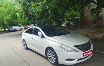 Hyundai Sonata VI, 2011 год, 600 000 рублей, 1 фотография