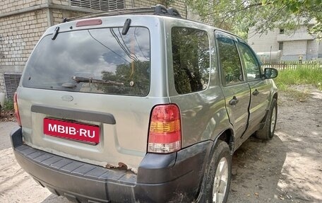 Ford Escape II, 2004 год, 180 000 рублей, 4 фотография