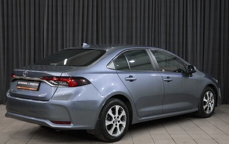 Toyota Corolla, 2022 год, 2 300 000 рублей, 3 фотография
