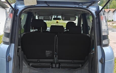 Toyota Sienta I, 2011 год, 750 000 рублей, 7 фотография