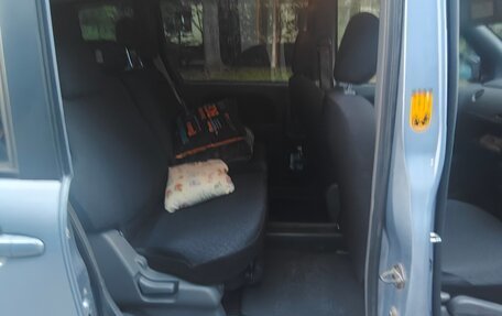 Toyota Sienta I, 2011 год, 750 000 рублей, 10 фотография