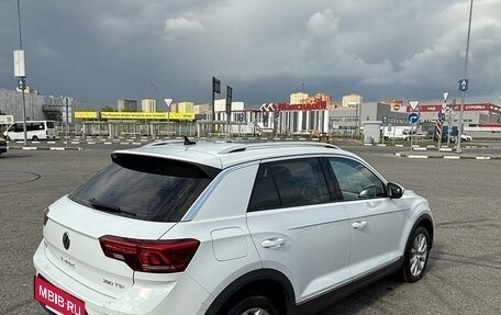 Volkswagen T-Roc I, 2021 год, 2 000 000 рублей, 5 фотография