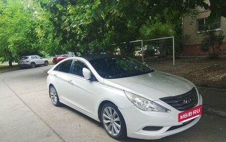 Hyundai Sonata VI, 2011 год, 600 000 рублей, 11 фотография