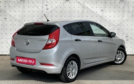 Hyundai Solaris II рестайлинг, 2015 год, 1 030 000 рублей, 4 фотография