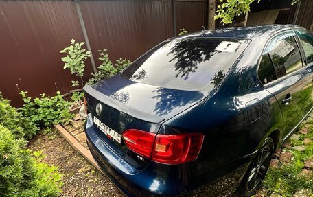 Volkswagen Jetta VI, 2011 год, 400 000 рублей, 7 фотография