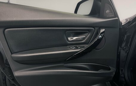 BMW 3 серия, 2017 год, 2 390 000 рублей, 11 фотография