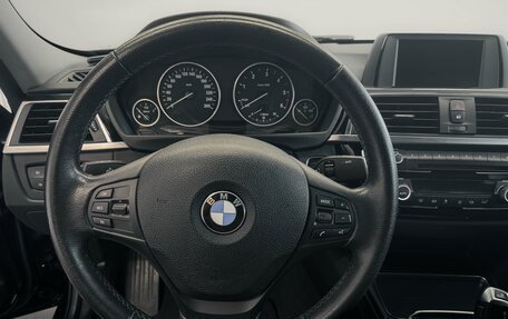 BMW 3 серия, 2017 год, 2 390 000 рублей, 15 фотография