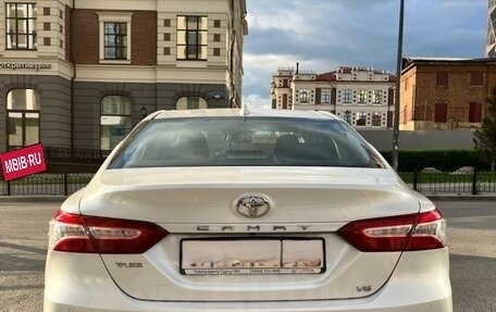 Toyota Camry, 2018 год, 3 200 000 рублей, 2 фотография