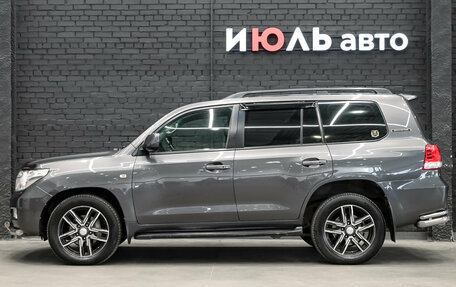 Toyota Land Cruiser 200, 2010 год, 3 050 000 рублей, 8 фотография