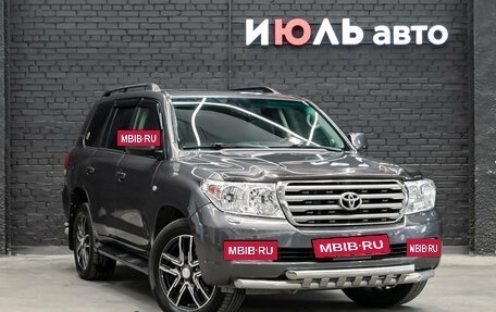 Toyota Land Cruiser 200, 2010 год, 3 050 000 рублей, 3 фотография