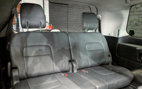 Toyota Land Cruiser 200, 2010 год, 3 050 000 рублей, 22 фотография