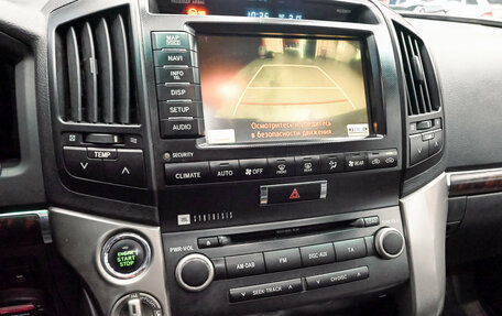 Toyota Land Cruiser 200, 2010 год, 3 050 000 рублей, 18 фотография
