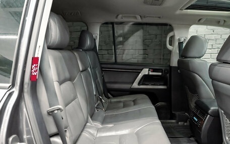 Toyota Land Cruiser 200, 2010 год, 3 050 000 рублей, 23 фотография
