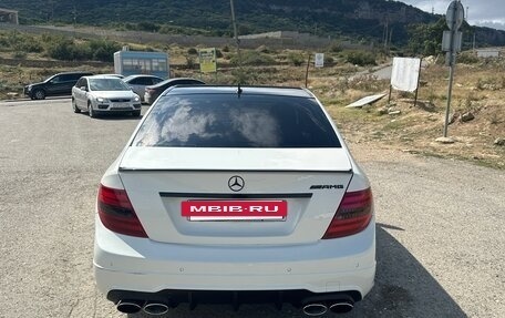 Mercedes-Benz C-Класс, 2011 год, 1 150 000 рублей, 4 фотография