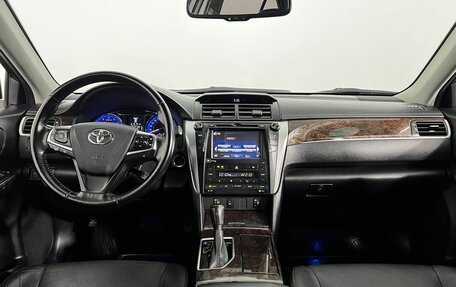 Toyota Camry, 2018 год, 1 920 000 рублей, 14 фотография