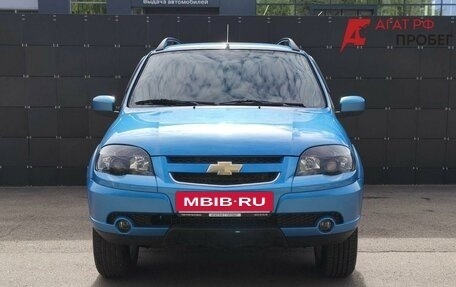 Chevrolet Niva I рестайлинг, 2017 год, 895 000 рублей, 2 фотография