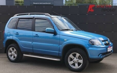 Chevrolet Niva I рестайлинг, 2017 год, 895 000 рублей, 3 фотография