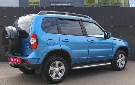 Chevrolet Niva I рестайлинг, 2017 год, 895 000 рублей, 5 фотография