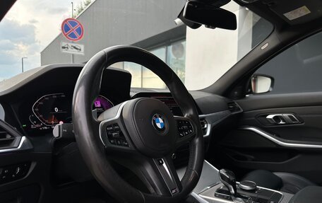 BMW 3 серия, 2019 год, 3 610 000 рублей, 10 фотография
