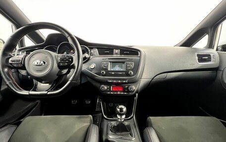 KIA cee'd GT II, 2015 год, 1 590 000 рублей, 12 фотография
