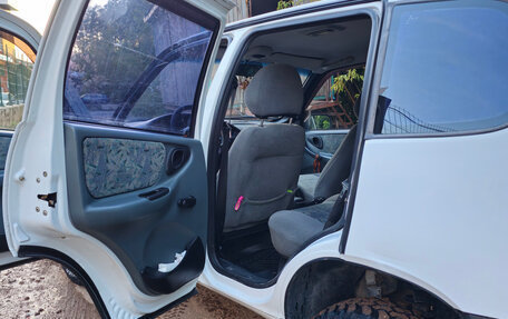Chevrolet Niva I рестайлинг, 2003 год, 395 000 рублей, 10 фотография