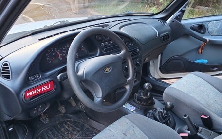 Chevrolet Niva I рестайлинг, 2003 год, 395 000 рублей, 14 фотография