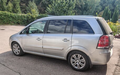 Opel Zafira B, 2007 год, 700 000 рублей, 5 фотография