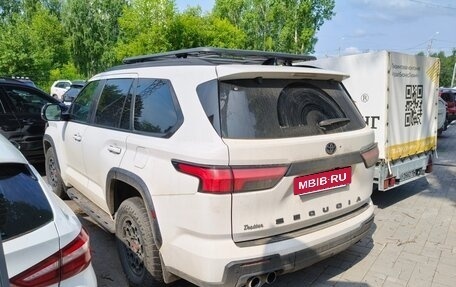Toyota Sequoia, 2024 год, 11 000 000 рублей, 2 фотография
