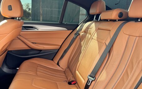 BMW 5 серия, 2018 год, 3 800 000 рублей, 15 фотография