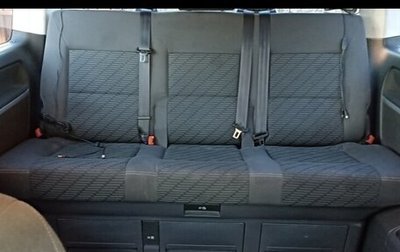 Volkswagen Multivan T5, 2012 год, 1 700 000 рублей, 1 фотография