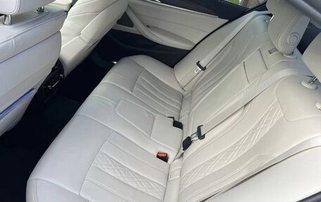 BMW 5 серия, 2018 год, 3 900 000 рублей, 5 фотография