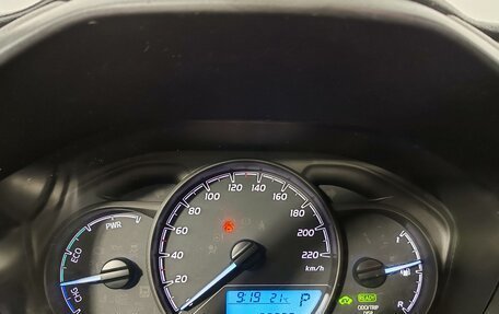 Toyota Yaris III рестайлинг, 2017 год, 1 375 000 рублей, 15 фотография