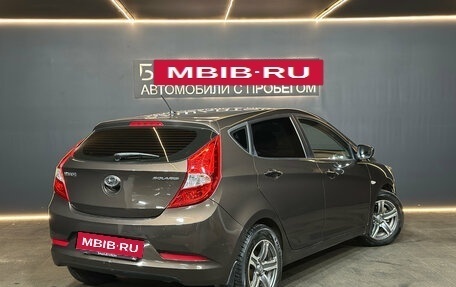 Hyundai Solaris II рестайлинг, 2015 год, 885 000 рублей, 6 фотография