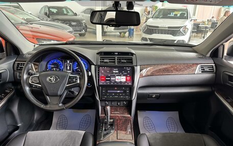 Toyota Camry, 2015 год, 1 790 000 рублей, 11 фотография