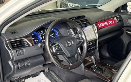 Toyota Camry, 2015 год, 1 790 000 рублей, 9 фотография
