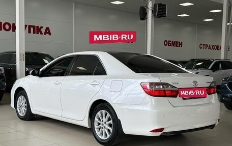 Toyota Camry, 2015 год, 1 790 000 рублей, 7 фотография