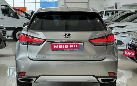 Lexus RX IV рестайлинг, 2020 год, 5 700 000 рублей, 10 фотография