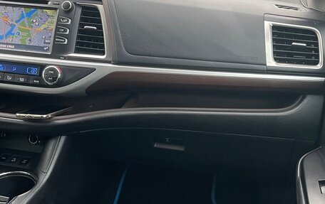 Toyota Highlander III, 2014 год, 3 100 000 рублей, 6 фотография