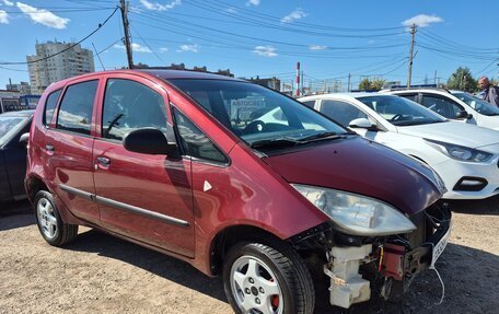 Mitsubishi Colt VI рестайлинг, 2004 год, 170 000 рублей, 3 фотография